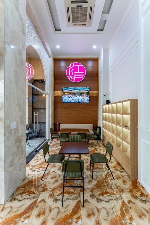 Edoya Hotel Phu My Hung Ho Chi Minh-stad Buitenkant foto